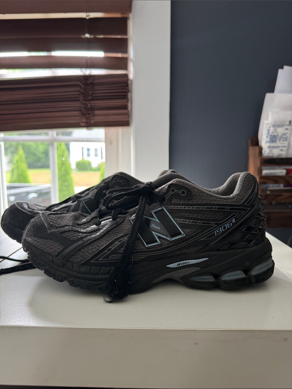 New Balance 1906r Kids Black Athletic Sneakers
